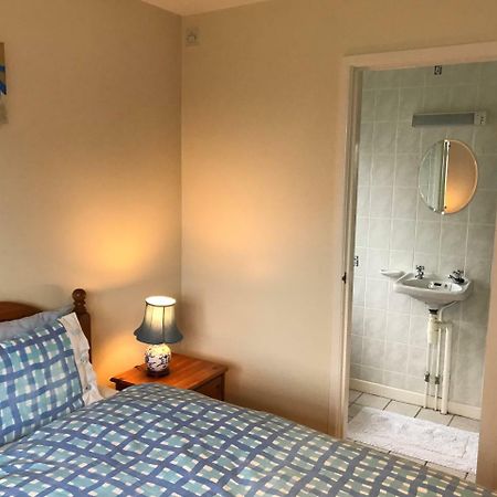 Barnfield Bed And Breakfast Downton  Exteriör bild